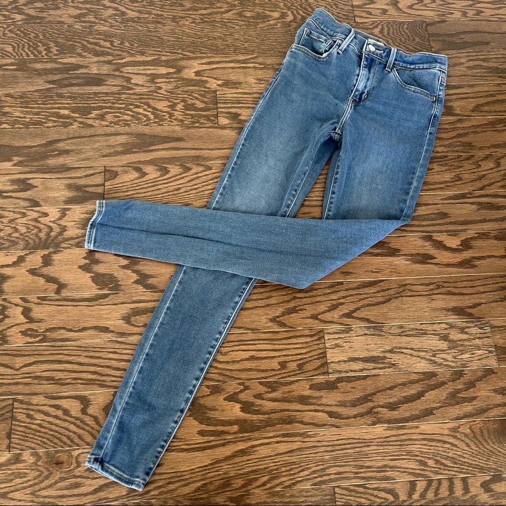 Levi Skinny Jeans Pants W27 L32